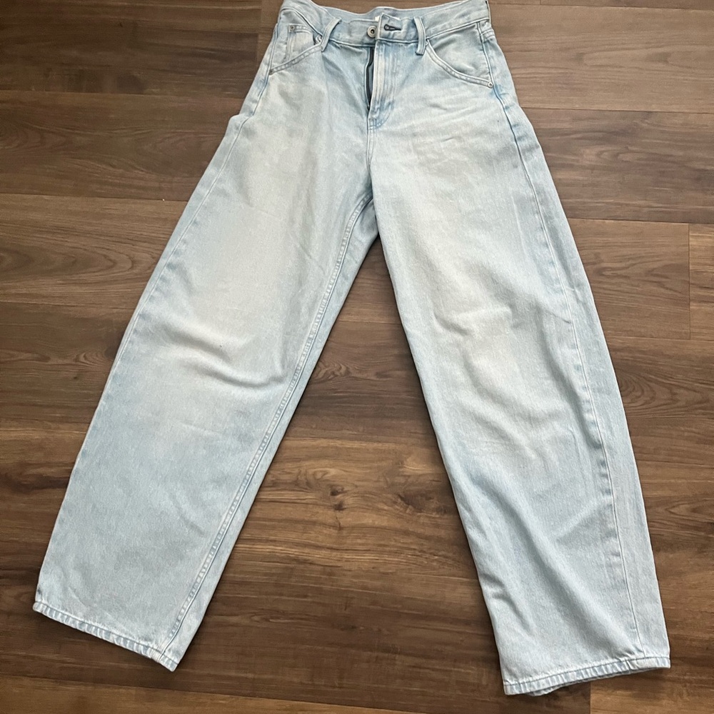 Uniqlo size 23 wide leg high rise tapered perfect condition